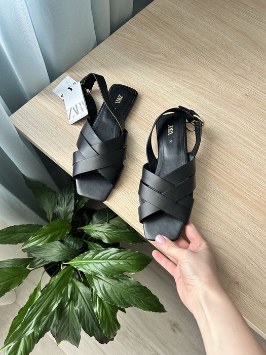 Босоніжки Zara, босоніжки чорні Zara , босоніжки шкіряні Zara
