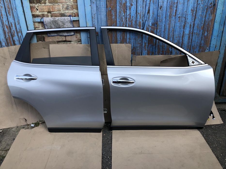 Двери Nissan Rogue T 32 цвет К23 правая сторона: 700 $ - Двери