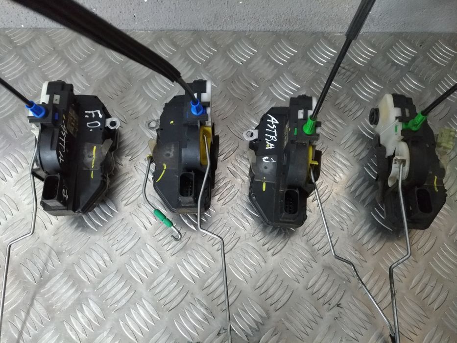 Fechadura Porta Opel Astra J P10 2009 a 2015