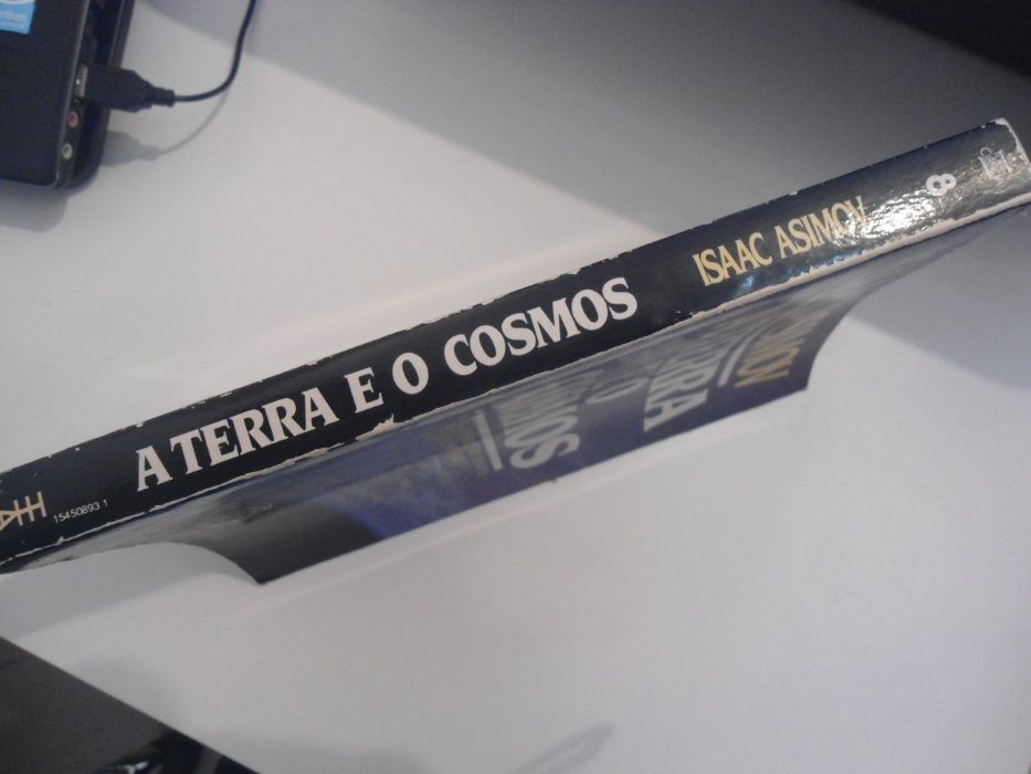 A Terra e o Cosmos de Isaac Asimov