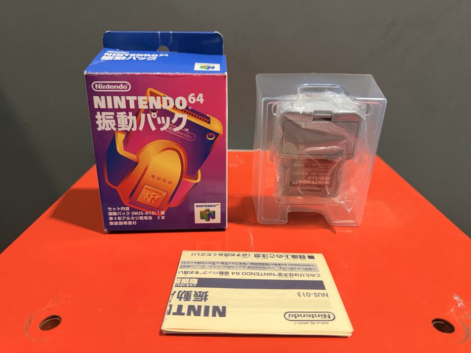 Rumble Pak oficial para a consola Nintendo 64