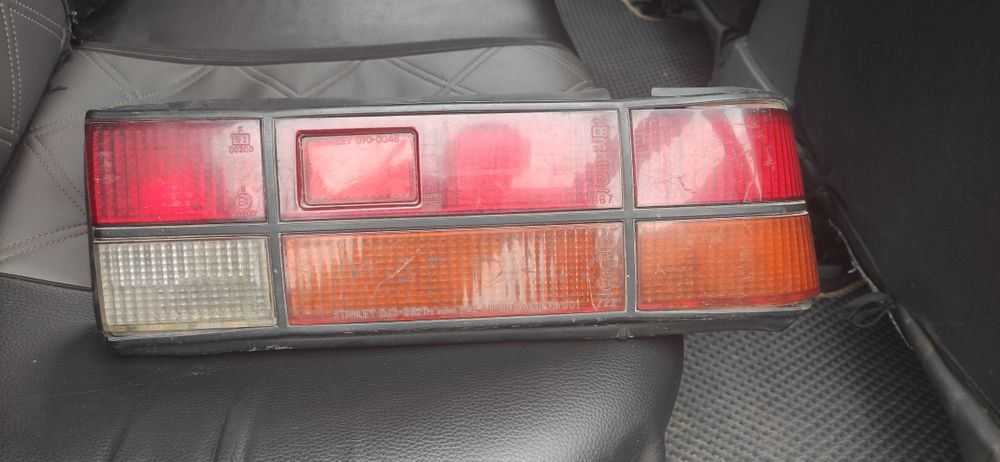 Фара (стоп) mazda 626 права
