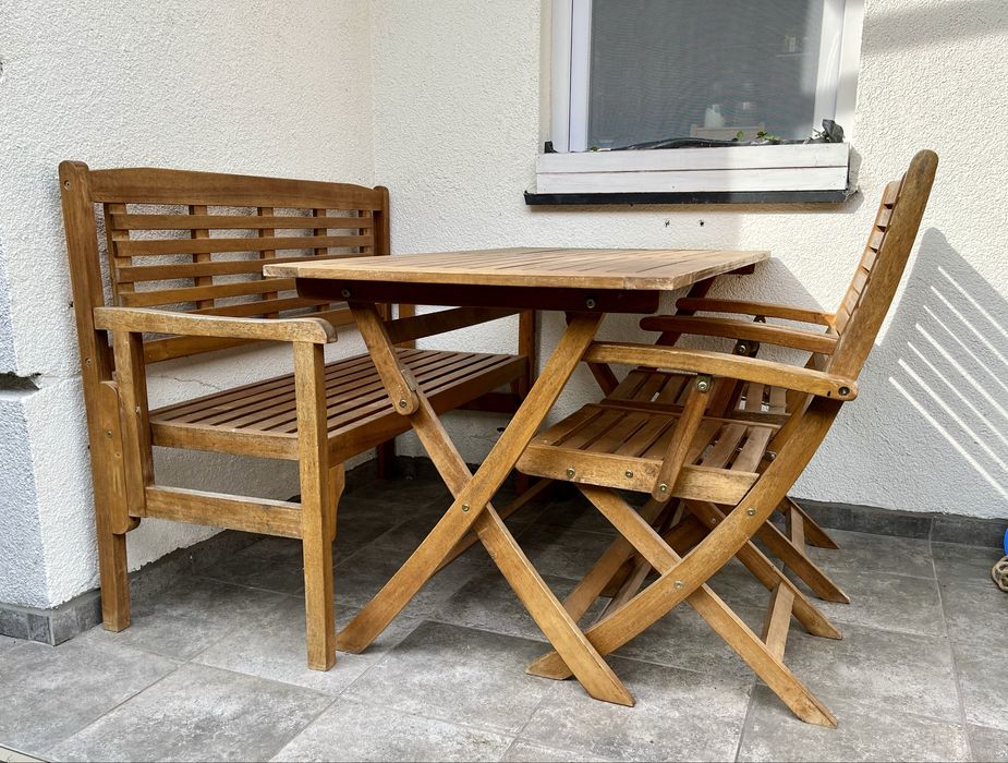 Meble ogrodowe drewniane