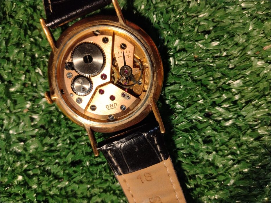 Zegarek mechaniczny UNO