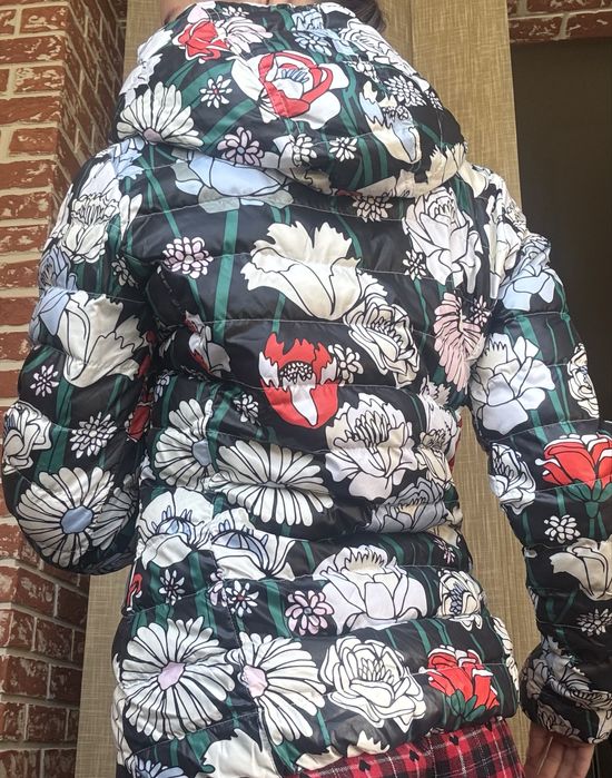 Куртка жіноча adidas