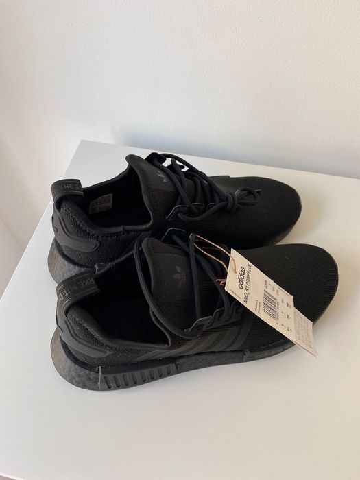 Tênis Adidas NMD R1 PRIMEBLUE (Novo)
