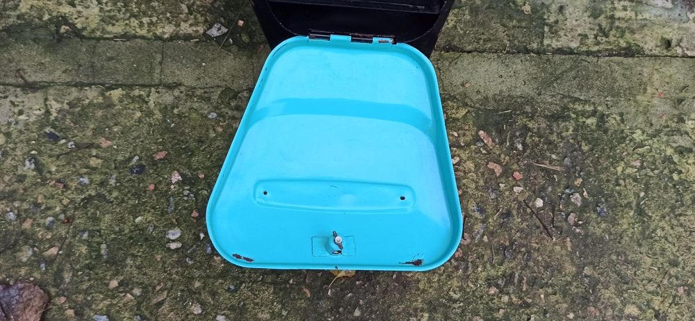 Бардачке ( левый) новый на ИЖ- Планета.