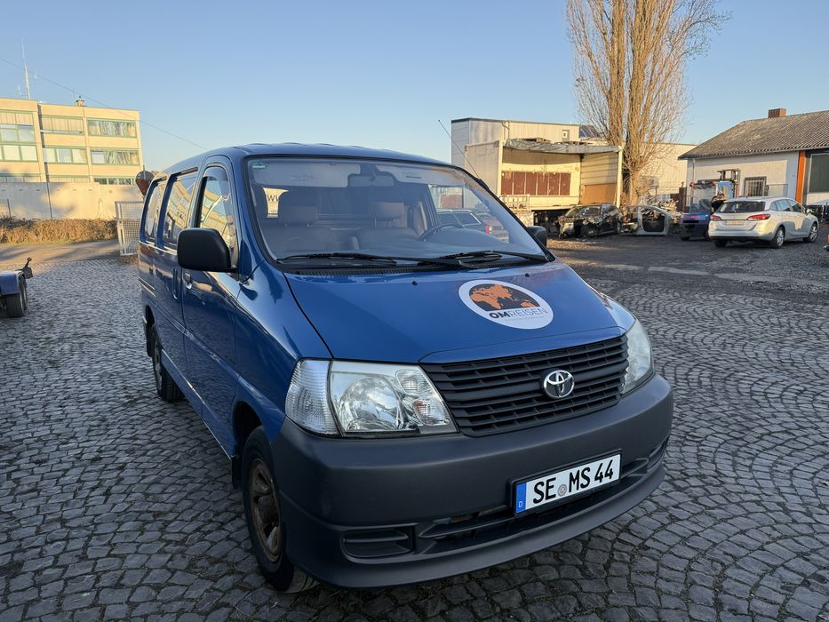 Тоёта хиайс продам по запчистям ,авто разборка