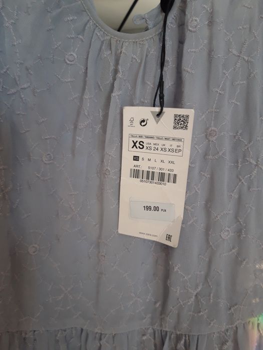 Sukienka zara midi haftowana