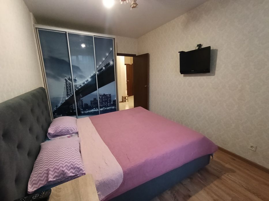 Сдам посуточно 2х комнатную ЖК 7 Небо/ Авангард/7 км