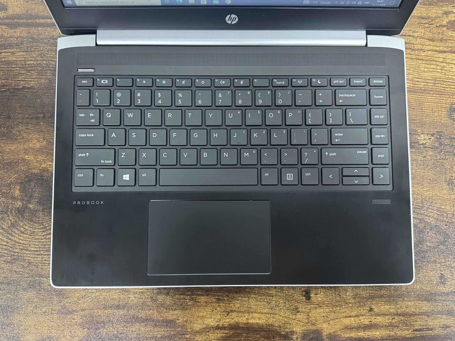 Шикарний HP ProBook 430 G5 - i5-8-го покоління, 8GB - 240GB SSD, 13.3"