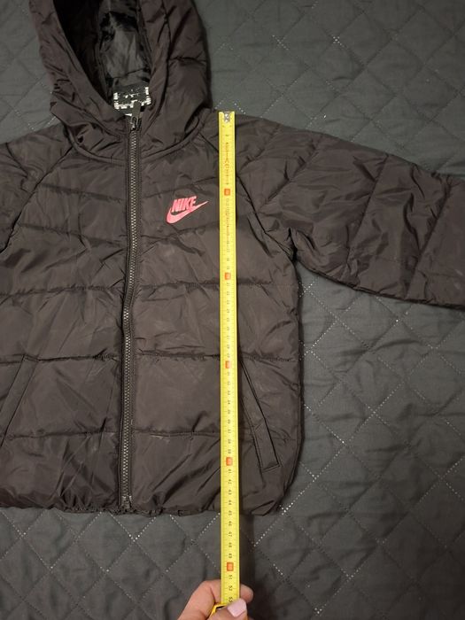 Pikowana kurtka Nike 110/116