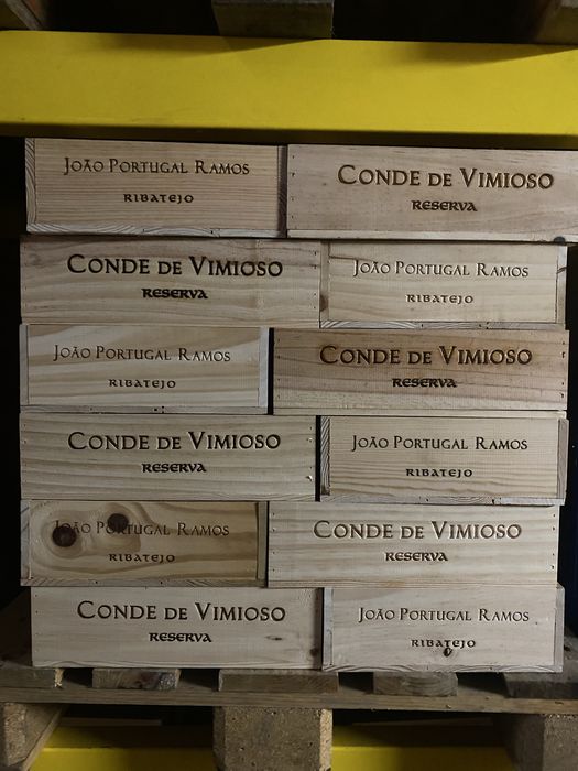 Caixas de Vinho  madeira varios tamanho