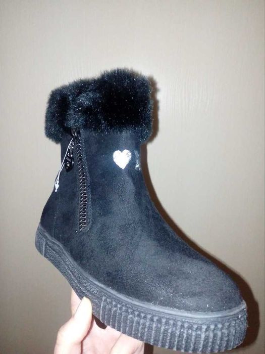 Демісезонні чобітки (36 р.)