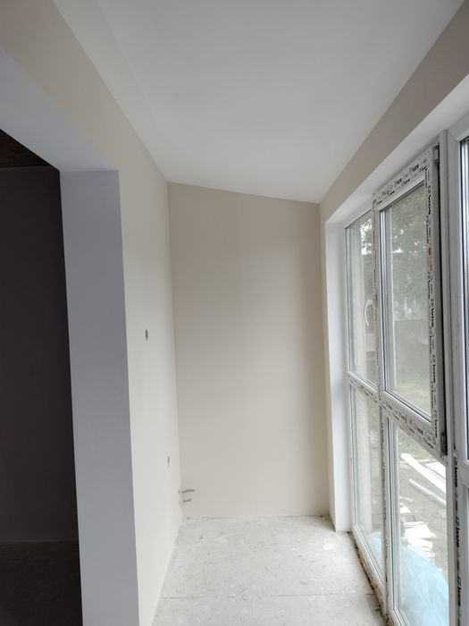 Шпаклівка , склохолст, фарбування, шпалери.