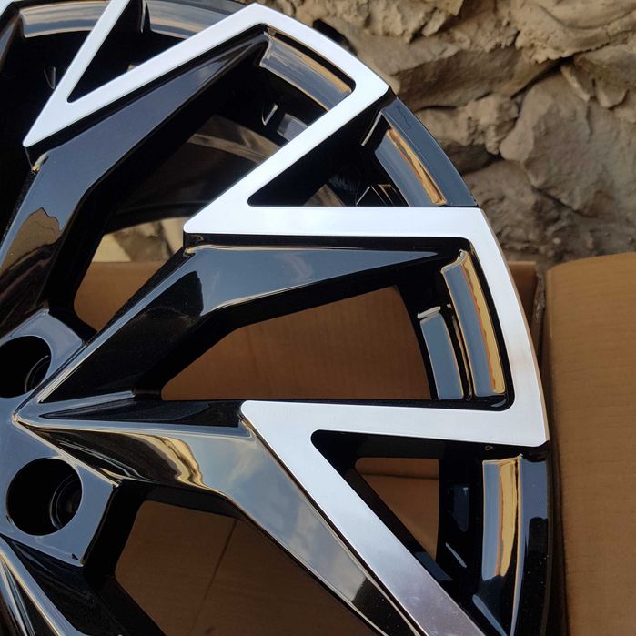 Диски НОВІ R19 VW 5x112 ID. Buzz ID UNYX ID4  Crozz ID4 X ID 5 ID 6 Crozz ID 7 Passat T-Roc Golf Jetta CC Arteon Skoda Karoq Enyaq Р19