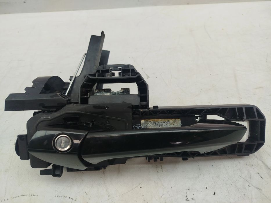 Puxador porta frente esquerda MERCEDES-BENZ GLA (X156)
