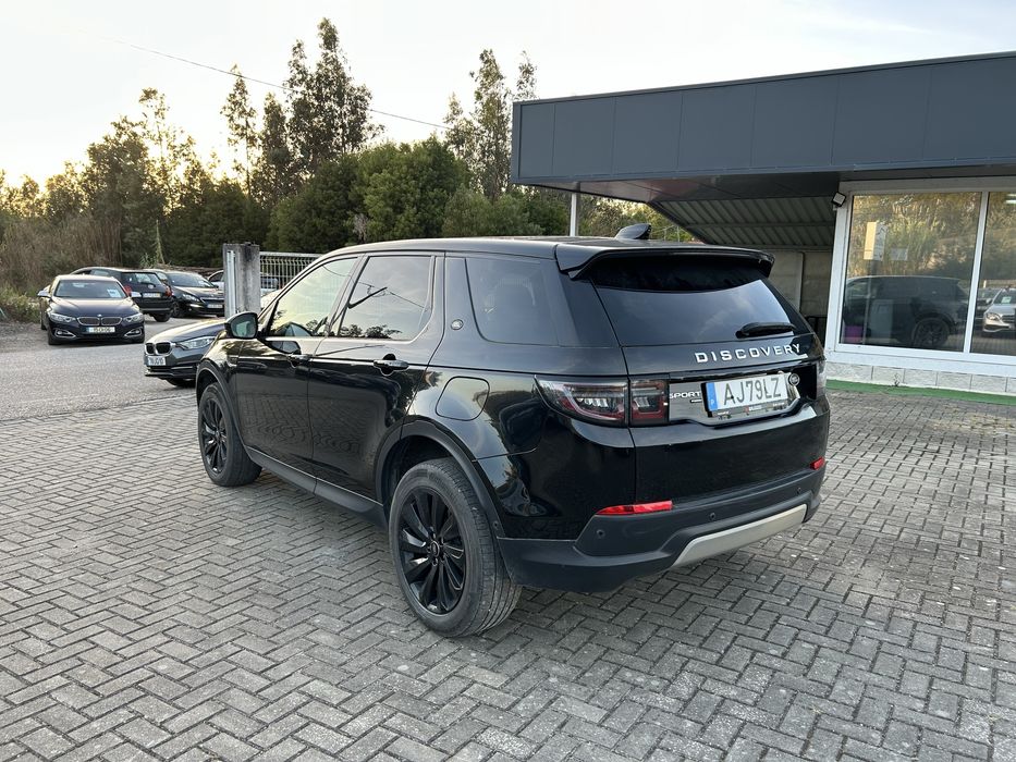 Land Rover Discovery Sport P300e