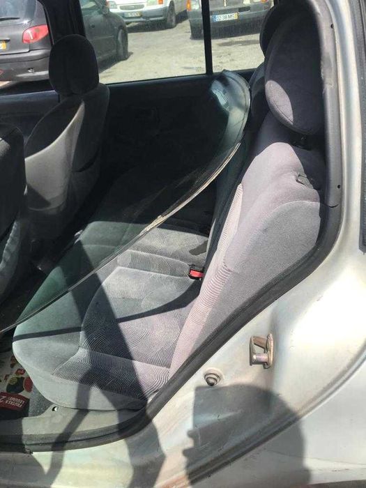 Renault Clio 1.2.16V. Ano 2000