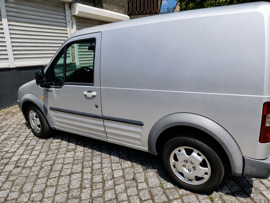 Ford Transit Connect Curta 1.8 TDCi – Março de 2006
