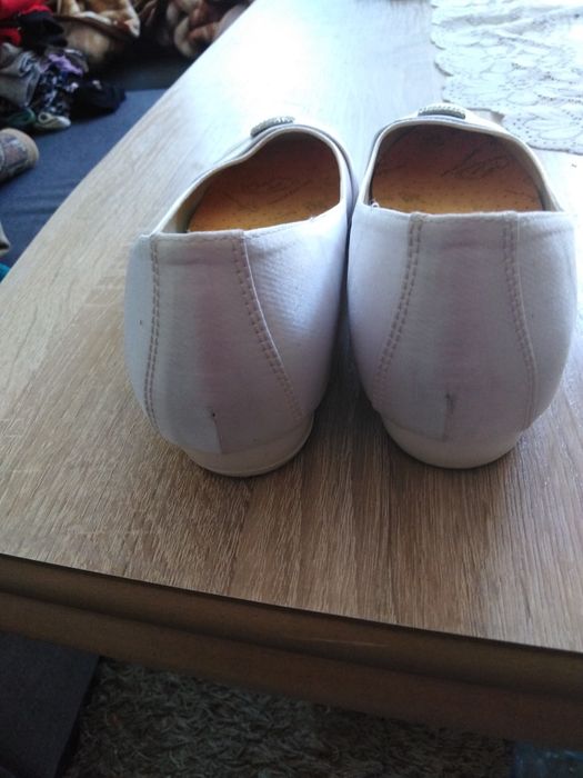 Buty Ślubne 37 niski obcas