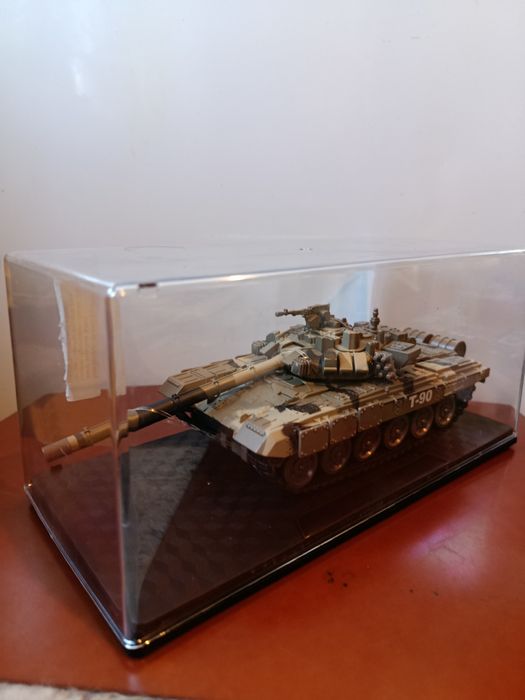 Танк Т-90 модель , металл