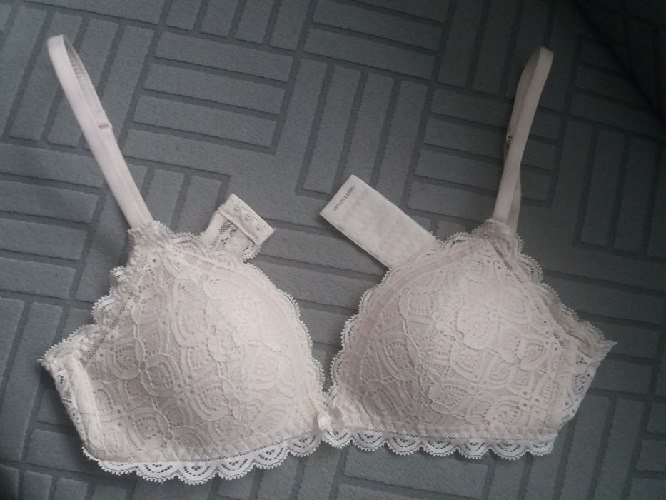 Biustonosz koronka Intimissimi
