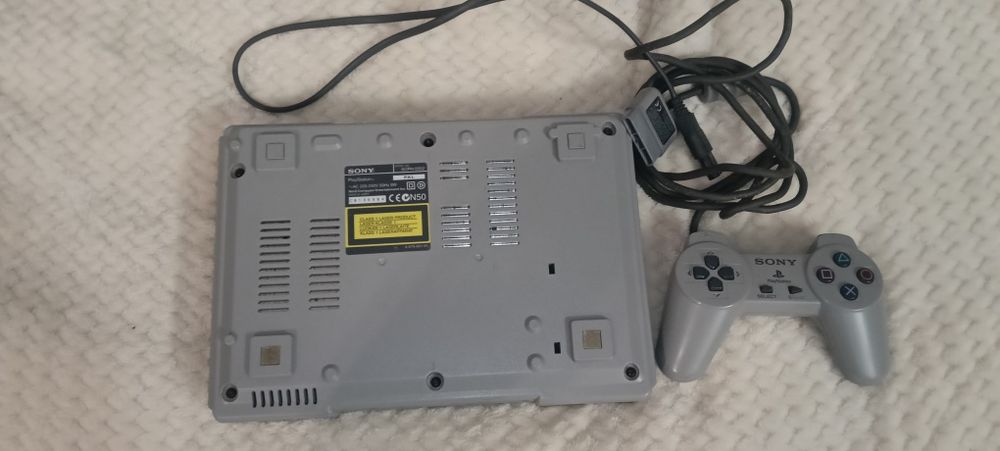 PlayStation 1 usada