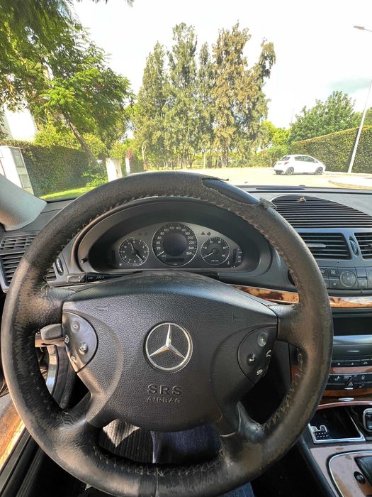 Mercedes W211 E270