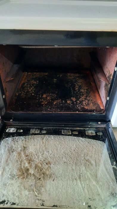 Продам електричну духовку