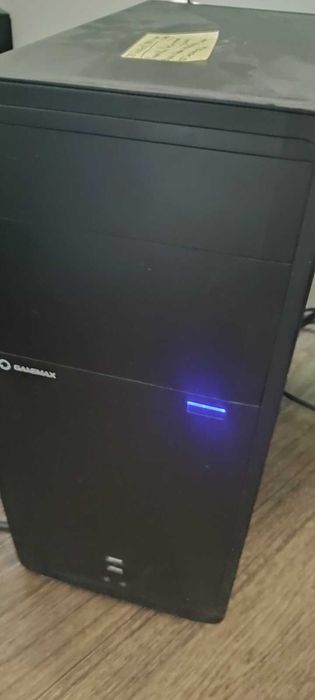 звичайний комп`ютер для офісу