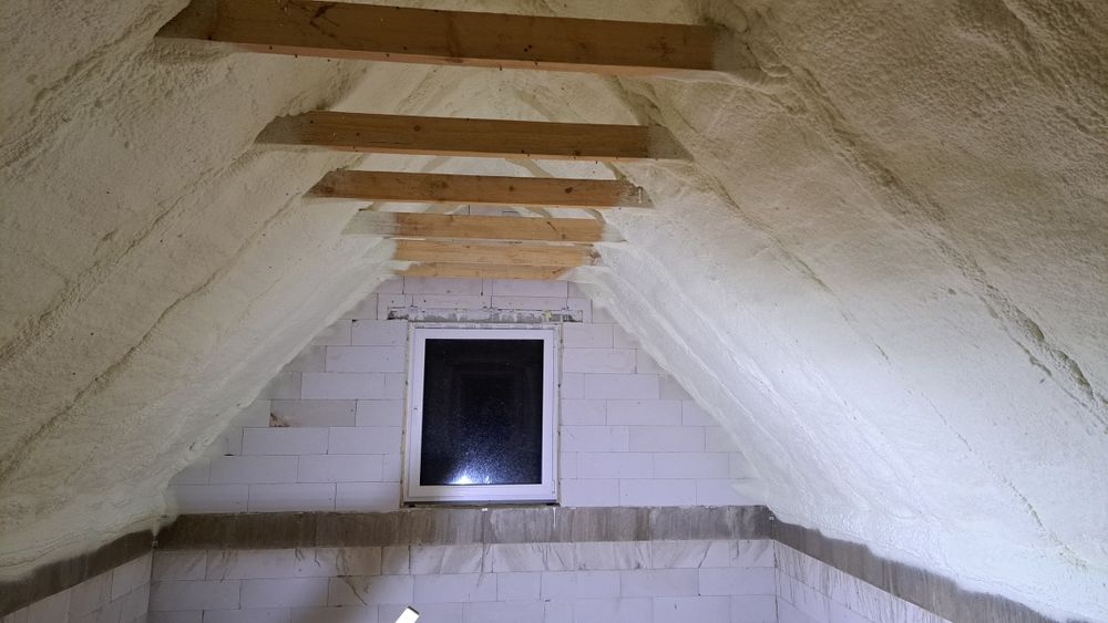 Ocieplenie pianą PUR/izolacje pianą PUR/Izolacja dachów płaskich