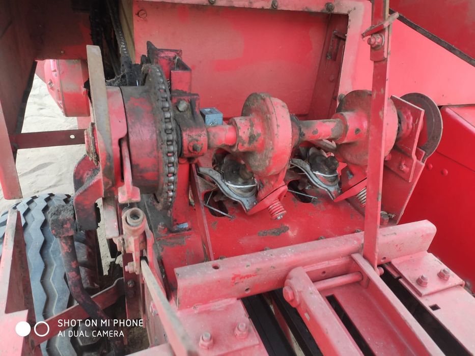 Прес підборщик masseu fergysson 128