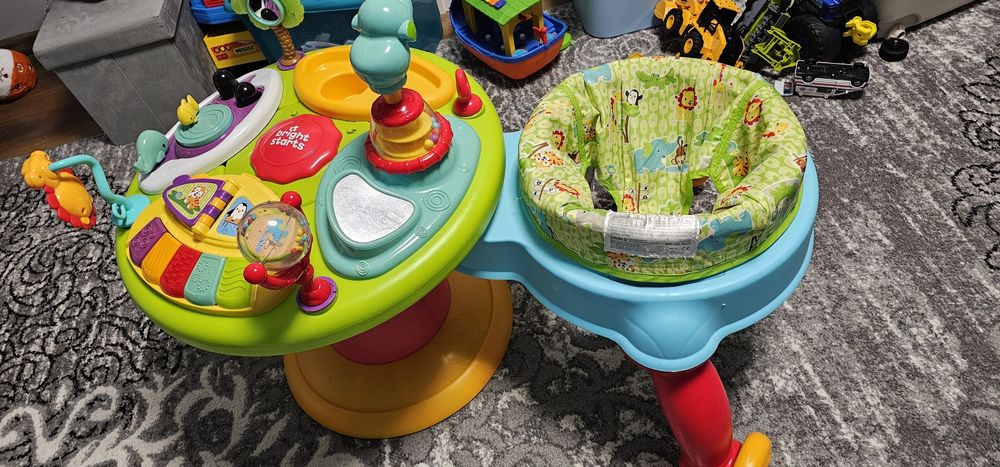 Stolik edukacyjny chodzik interaktywny