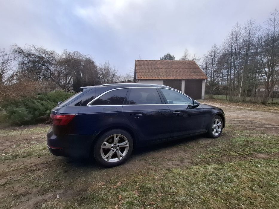 Audi a4 b9 2015r. 2.0D automat radary wirtual kokpit ksiazka .Dania