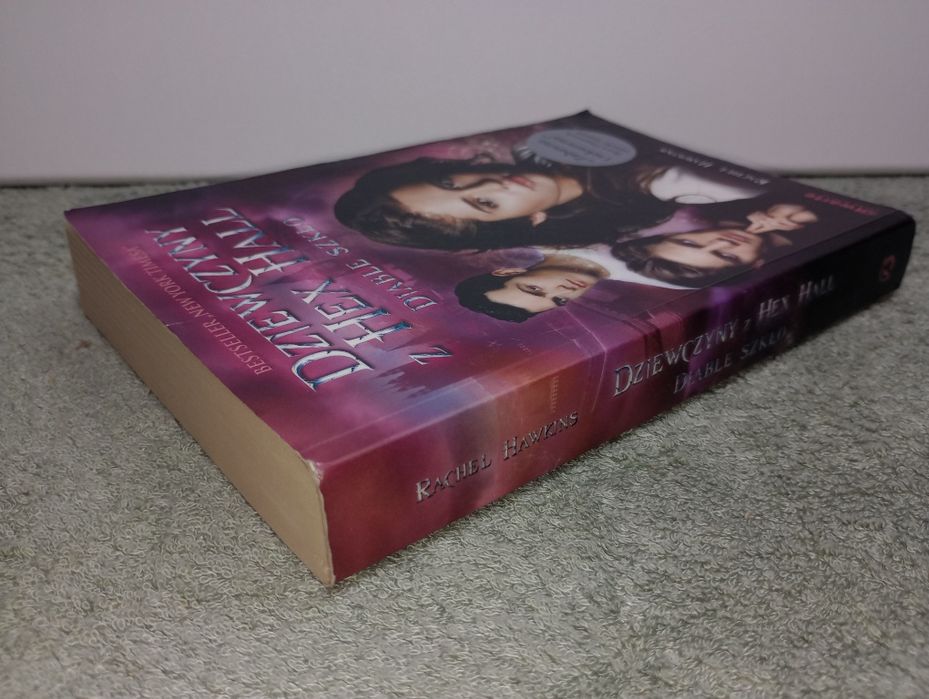 Diable szkło. Dziewczyny z Hex Hall. Rachel Hawkins