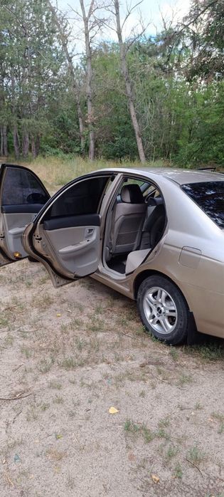 Kia cerato 2006 год