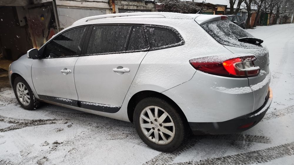 Срочно !! Renault megane 3 !