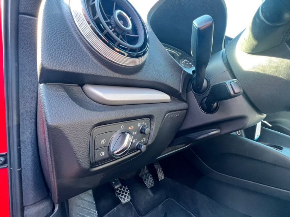 Audi A3 Limousine 2.0 TDI S-line foto 4
