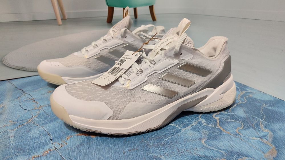 Жіночі волейбольні кросівки Adidas crazyflight 5