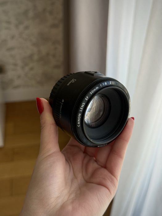 Canon 700d + 3 обʼєктиви