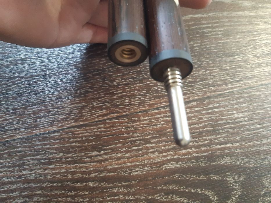 Кий  бильярдный новый.