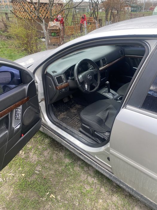 Продам Опель Вектра с 3.2 автомат