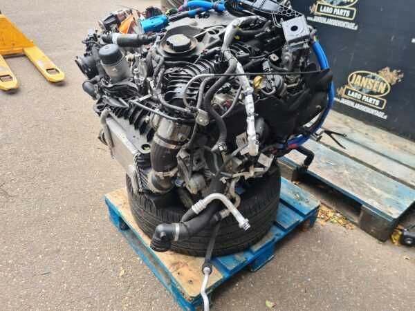 Range Rover Velar Motor 2.0 Diesel 2.0L AJ21D4 LR141368