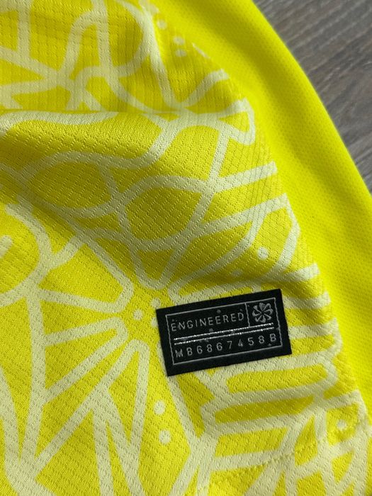 Футбольна футболка nike brazil