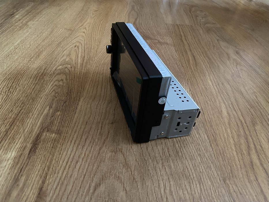 Автомагнітола 1din-великий екран, підтримка камери і смартфону - дешев