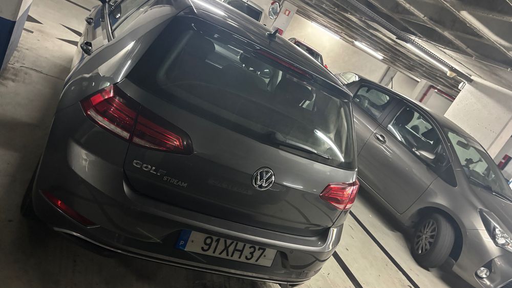 Volks Golf stream