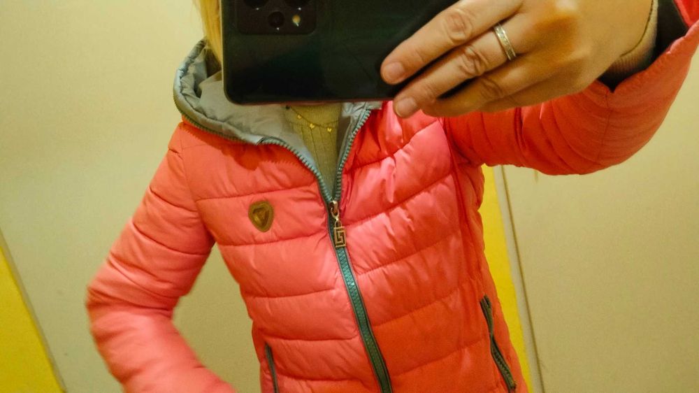 Kurtka na zamek lekka ciepła na wiosnę i jesień z kapturem