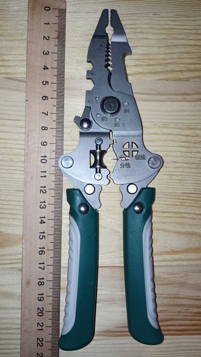 Багатофункціональний інструмент . Стриппер.