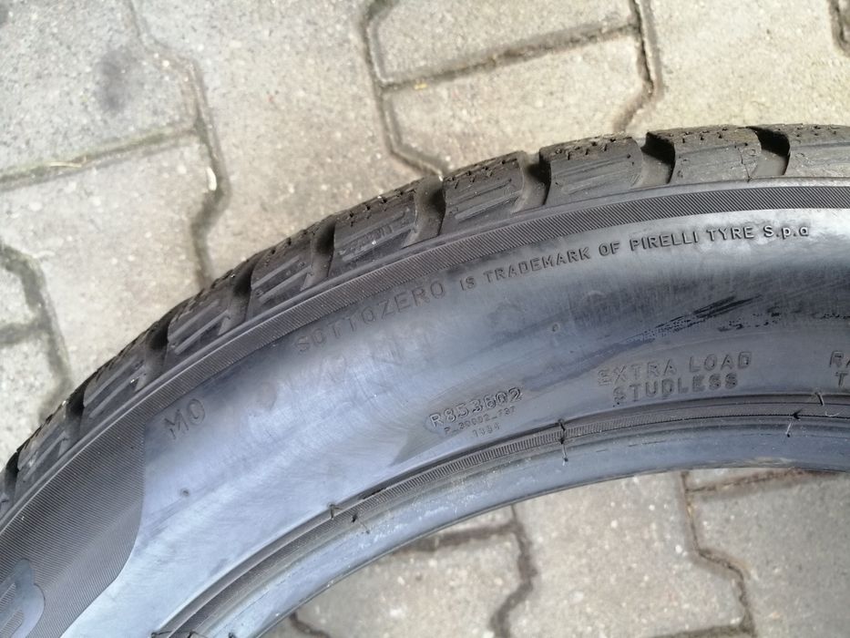 255/45R19 104V M+S Pirelli Sottozero 3 Winter MO